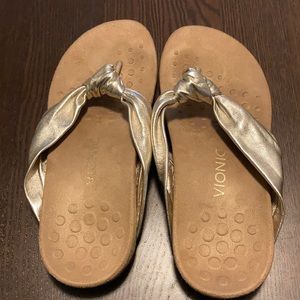 Vionic Gold Knot Thong Sandal Wide Width High Arch